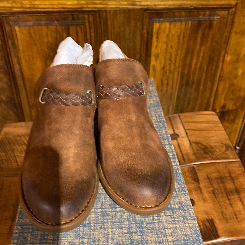 Born booties
